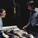 Scully_Mulder_Ray_Soames_Autopsy_The_X-Files_Pilot